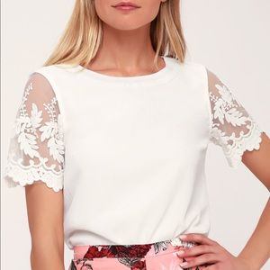 Lulu’s white lace sleeve shirt
